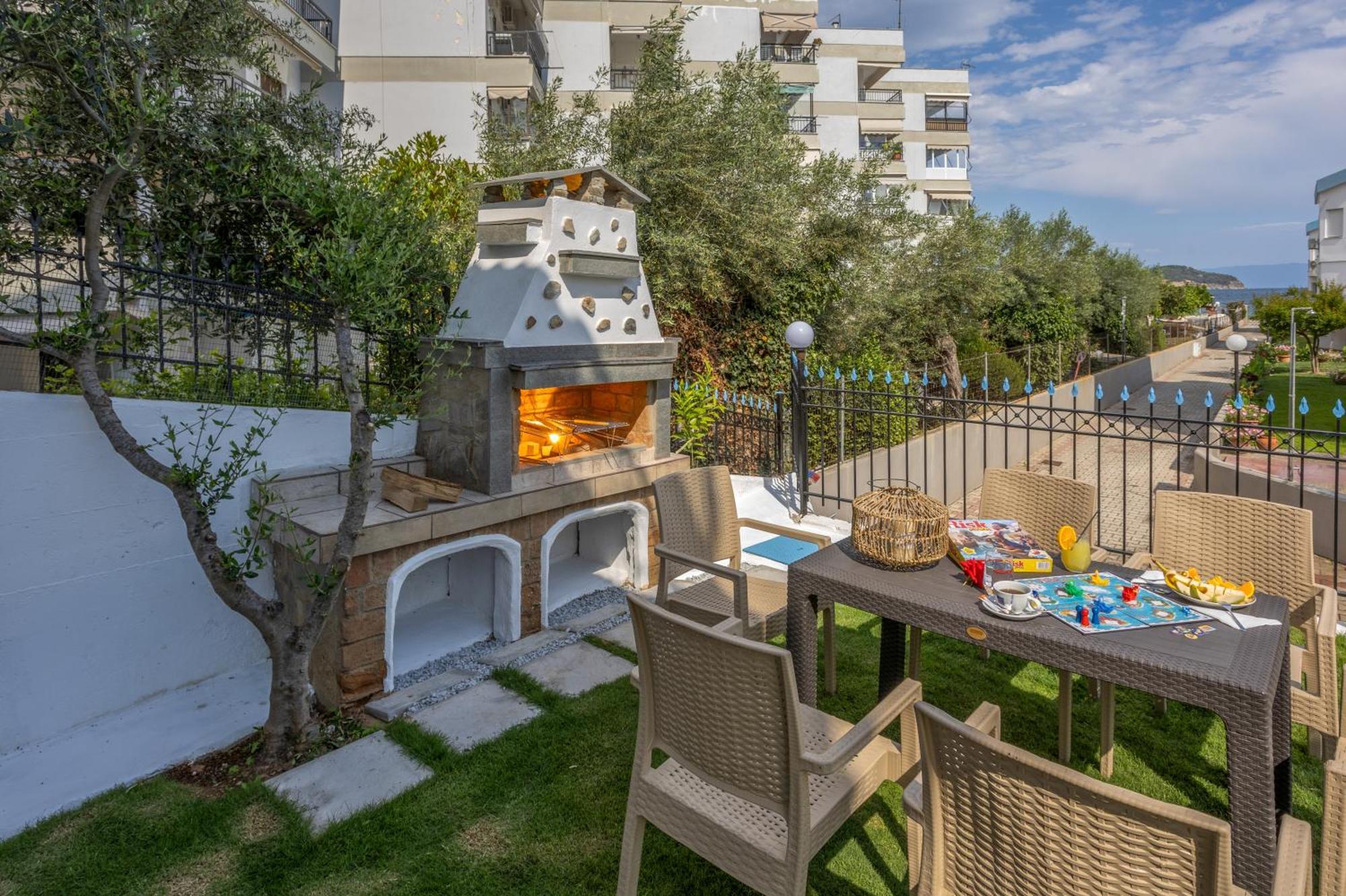 Thalassee Nea Iraklitsa Exterior photo